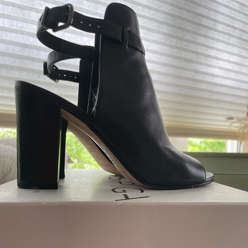 Via Spiga Fabrizie Block Heeled Sandal